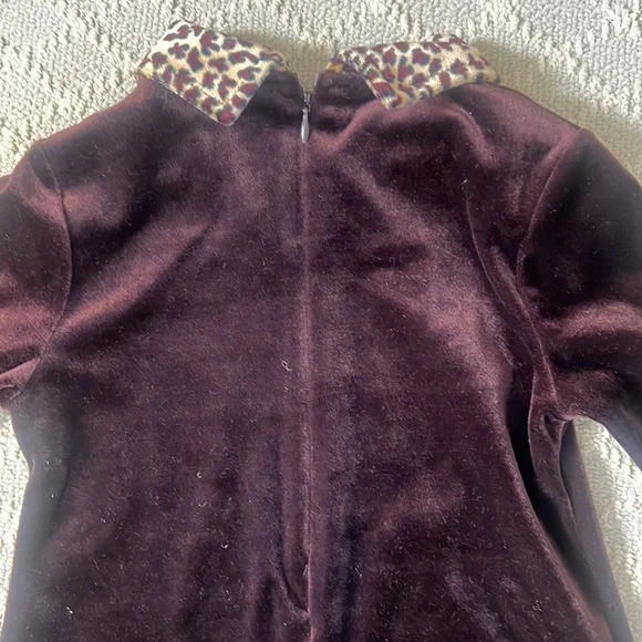 Girls velvet cheetah dress - Picture 6 of 6